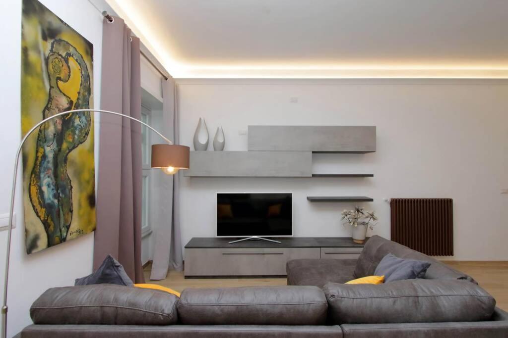 Aventino Contemporary Apartment Roma Ngoại thất bức ảnh