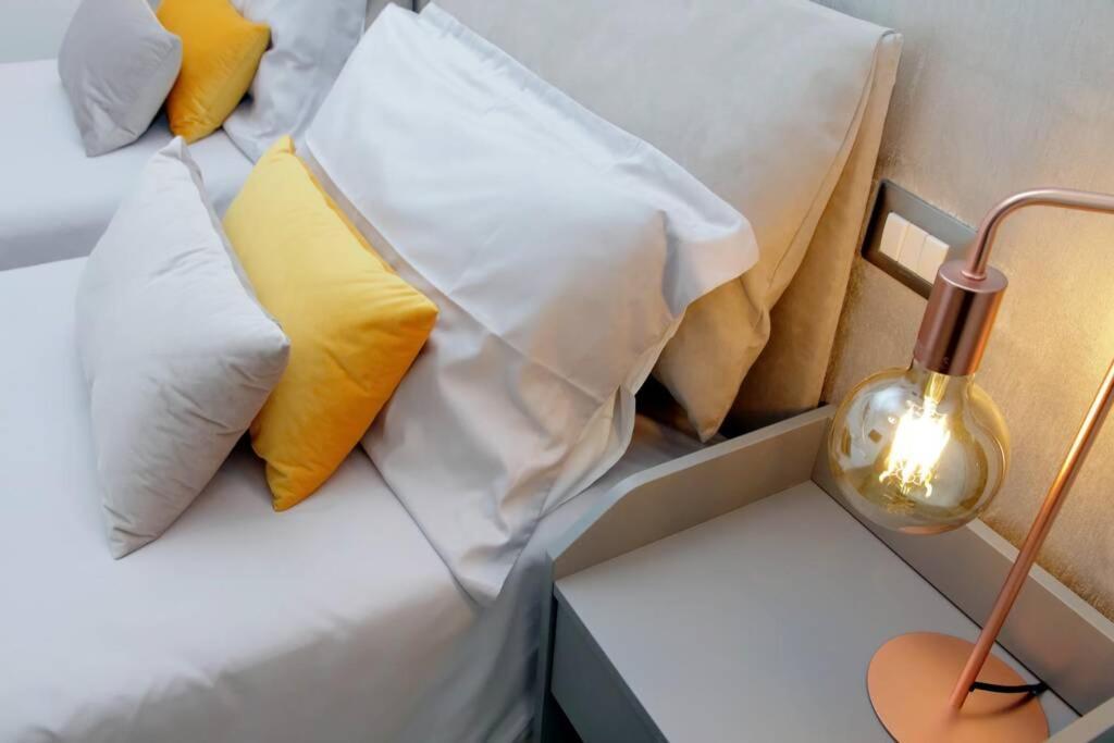 Aventino Contemporary Apartment Roma Ngoại thất bức ảnh
