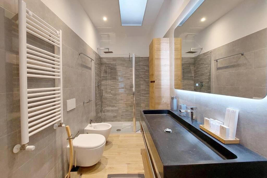Aventino Contemporary Apartment Roma Ngoại thất bức ảnh