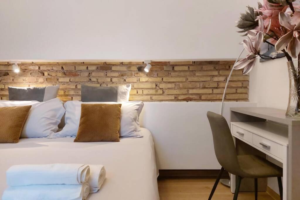 Aventino Contemporary Apartment Roma Ngoại thất bức ảnh