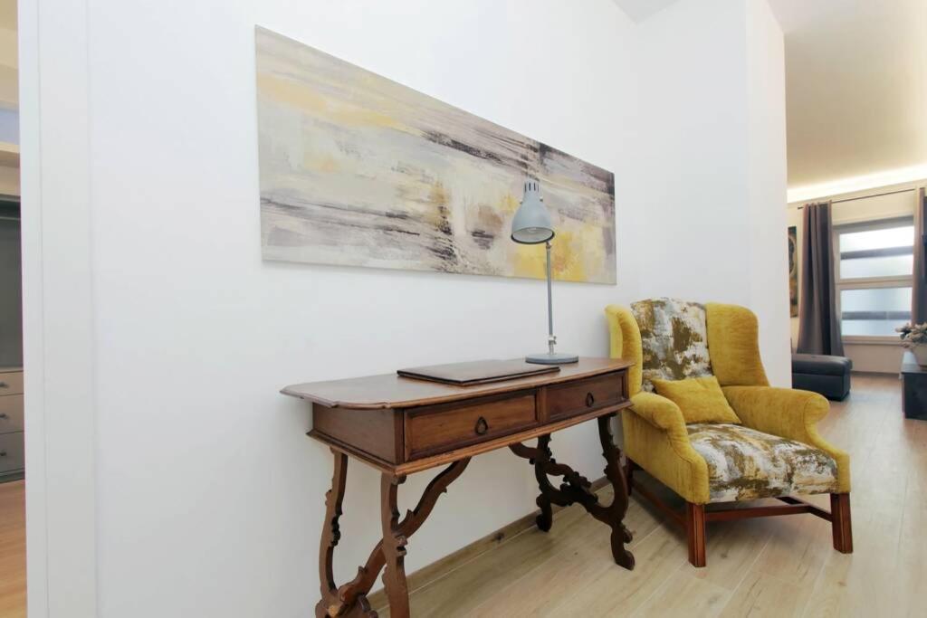 Aventino Contemporary Apartment Roma Ngoại thất bức ảnh