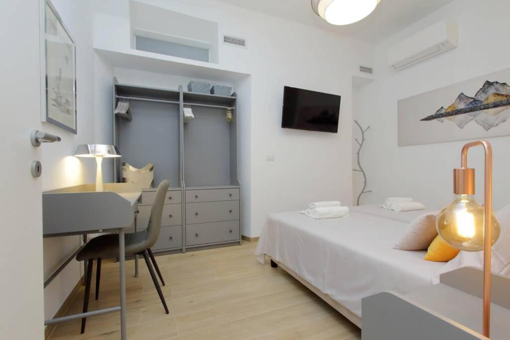Aventino Contemporary Apartment Roma Ngoại thất bức ảnh
